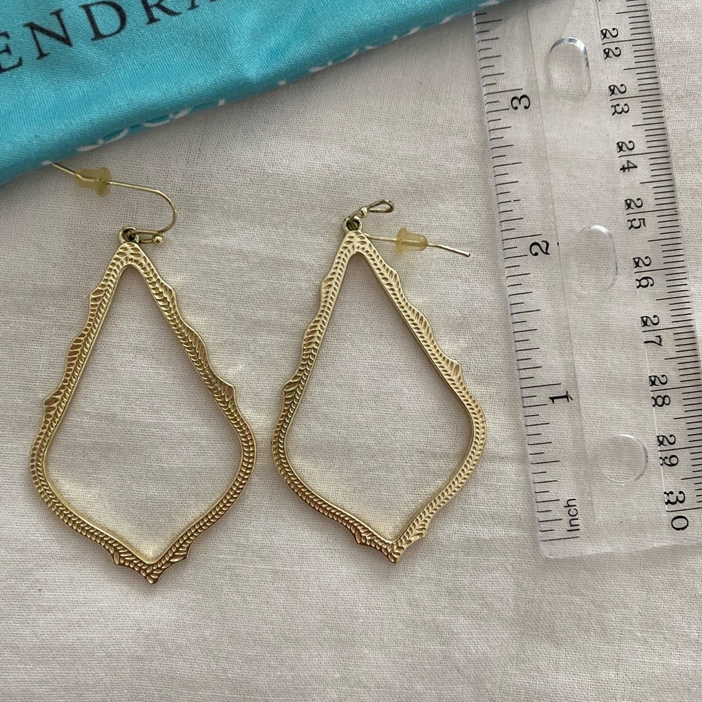 Gold Kendra Scott earrings